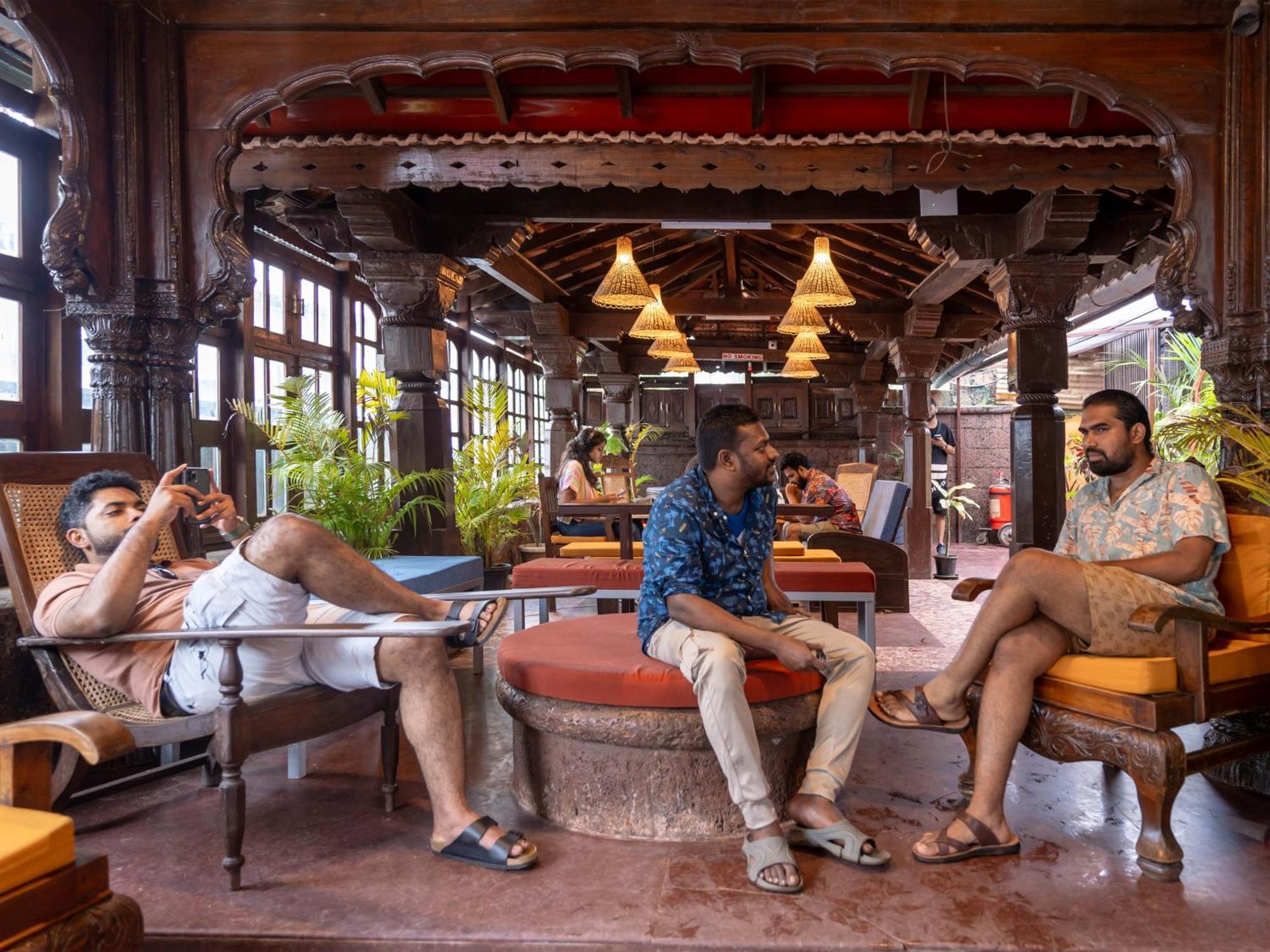 Madpackers Goa Anjuna - Bar Exterior foto