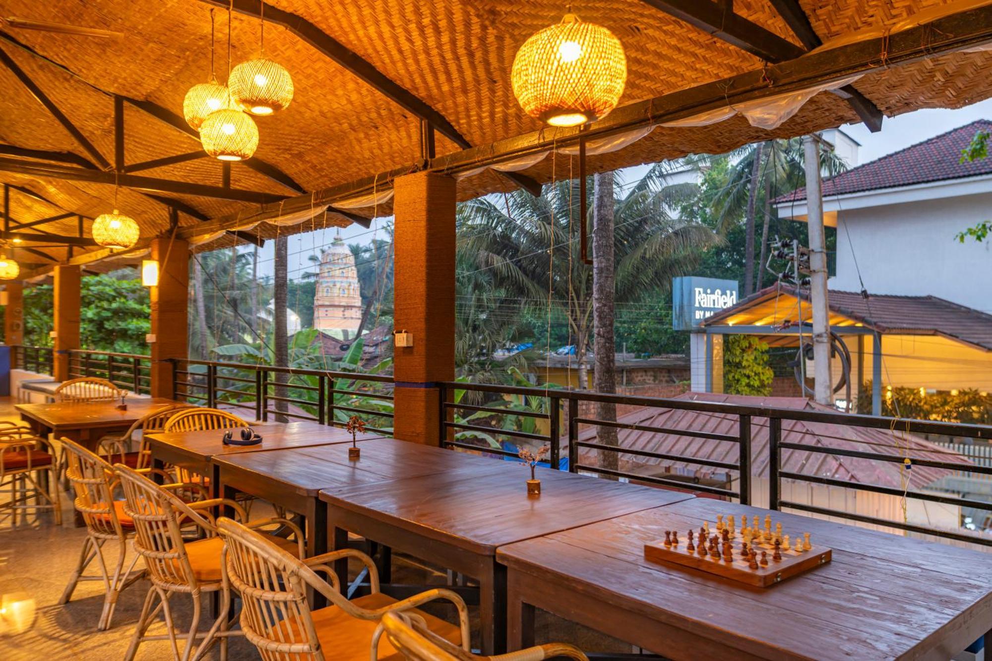 Madpackers Goa Anjuna - Bar Exterior foto