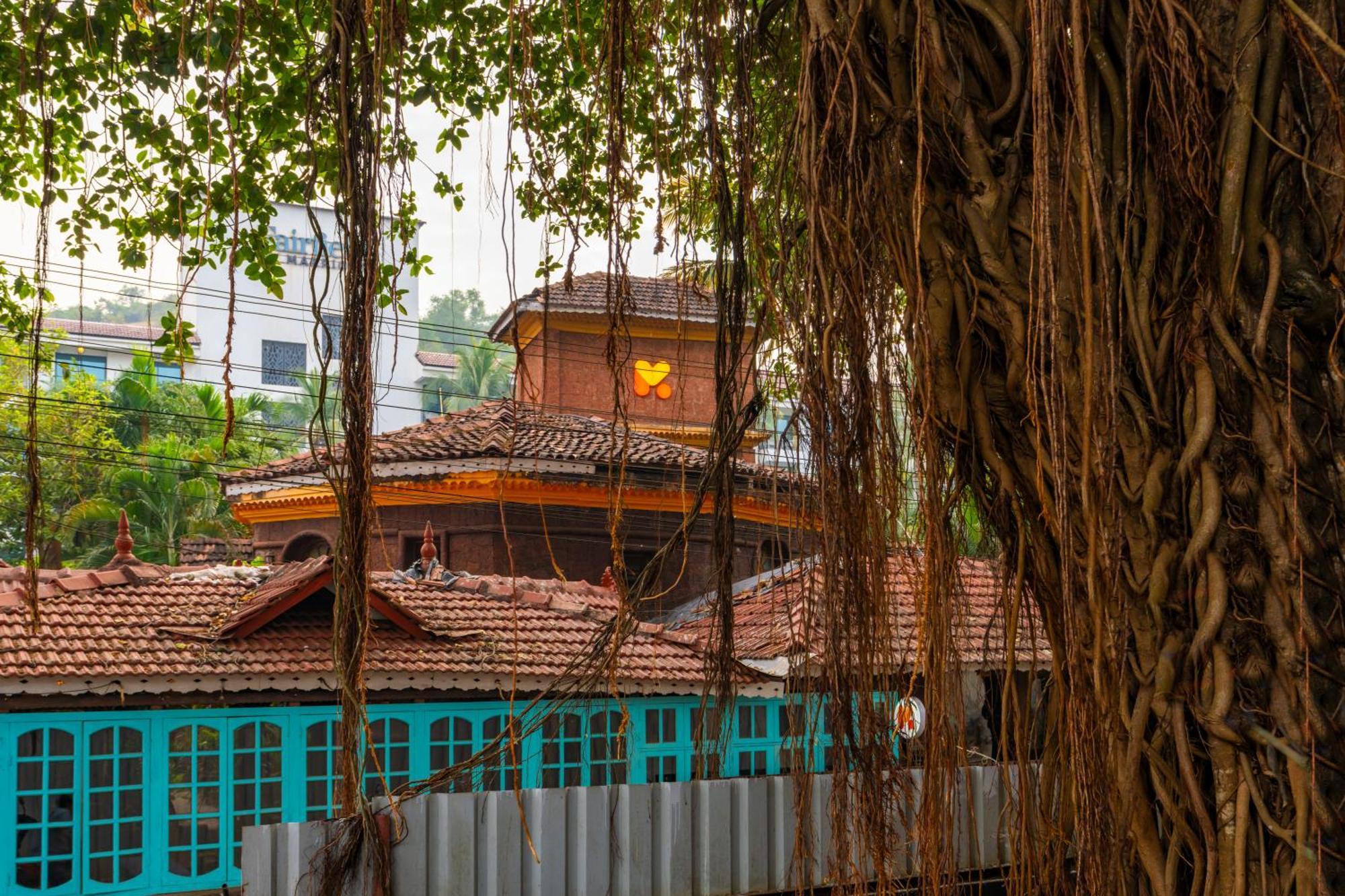 Madpackers Goa Anjuna - Bar Exterior foto